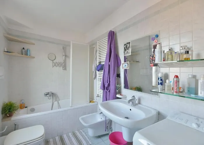 דירה Super Sunny Penthouse With Terrace